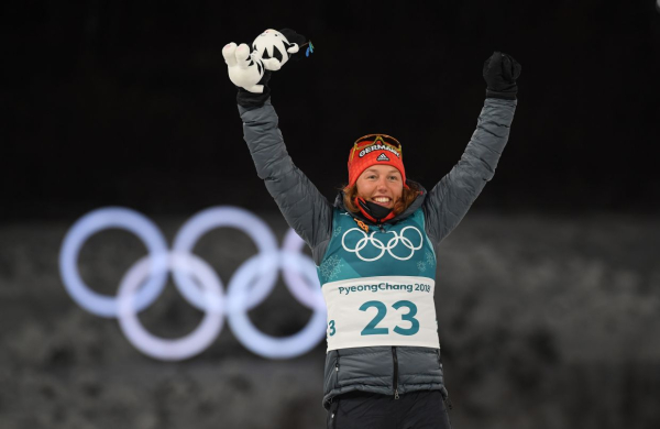 Олимпийская чемпионка Лаура Дальмайер попала под камнепад в Пакистане, её нашли погибшей, онлайн событий, что с ней случилось