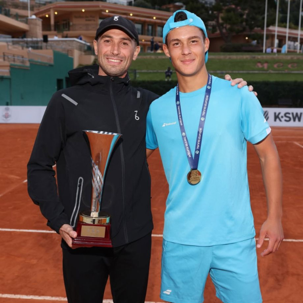 Интервью с российским юниором Саввой Рыбкиным: о победе на юниорском Мастерсе, Федерере, его тренере, Шлемах и любви к шахматам