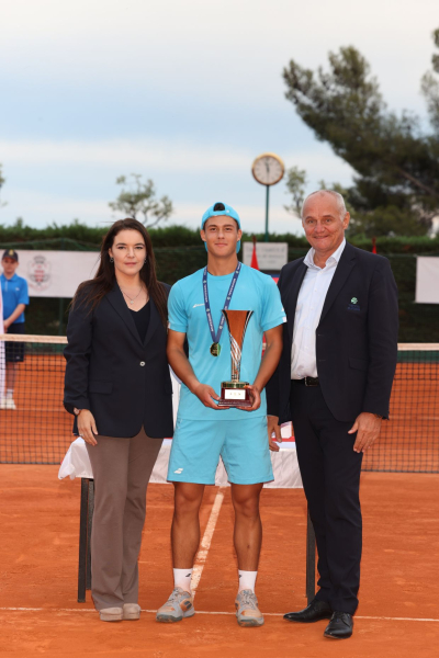 Интервью с российским юниором Саввой Рыбкиным: о победе на юниорском Мастерсе, Федерере, его тренере, Шлемах и любви к шахматам