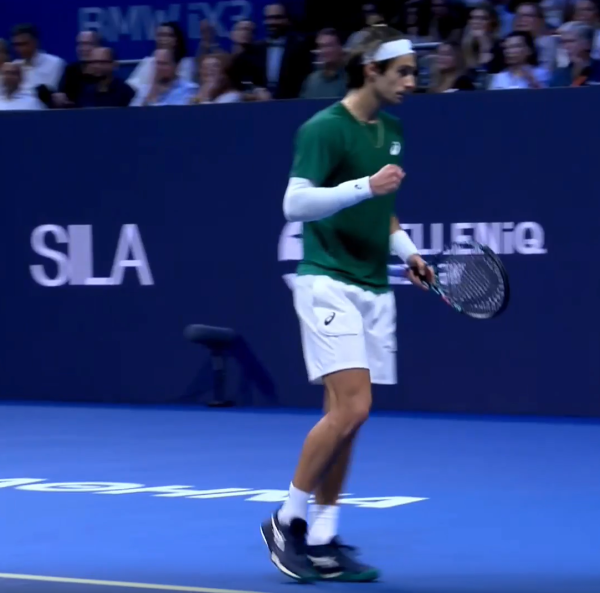 Онлайн-трансляция Итогового чемпионата WTA, Эр-Рияд-2025: Рыбакина, Соболенко, Кудерметова, расписание, результаты, где смотреть